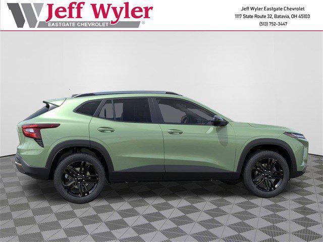 Photo of 2025 Cacti Green Chevrolet Trax