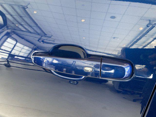 Photo of 2022 Blue Glow Metallic Chevrolet Blazer