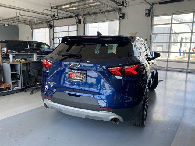 Photo of 2022 Blue Glow Metallic Chevrolet Blazer