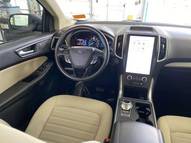 Photo of 2024 Forged Green Metallic Ford Edge