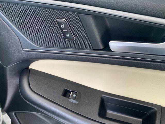 Photo of 2024 Forged Green Metallic Ford Edge