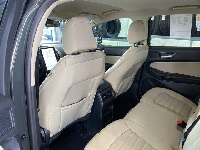 Photo of 2024 Forged Green Metallic Ford Edge