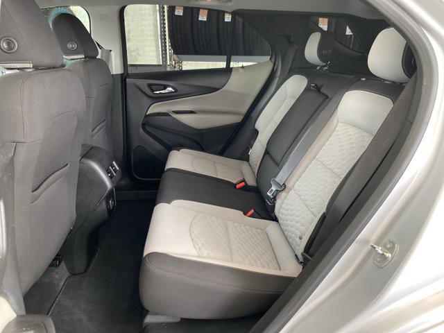 Photo of 2019 Silver Ice Metallic Chevrolet Equinox