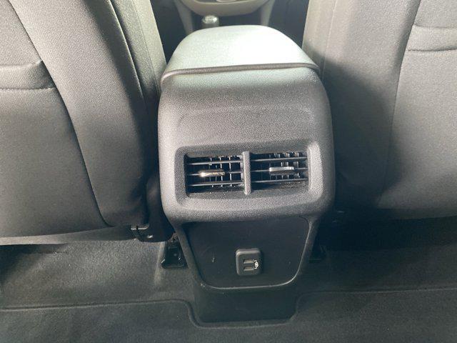 Photo of 2019 Silver Ice Metallic Chevrolet Equinox