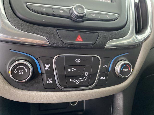 Photo of 2019 Silver Ice Metallic Chevrolet Equinox