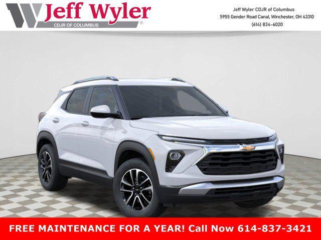 Photo of 2026 Summit White Chevrolet Trailblazer