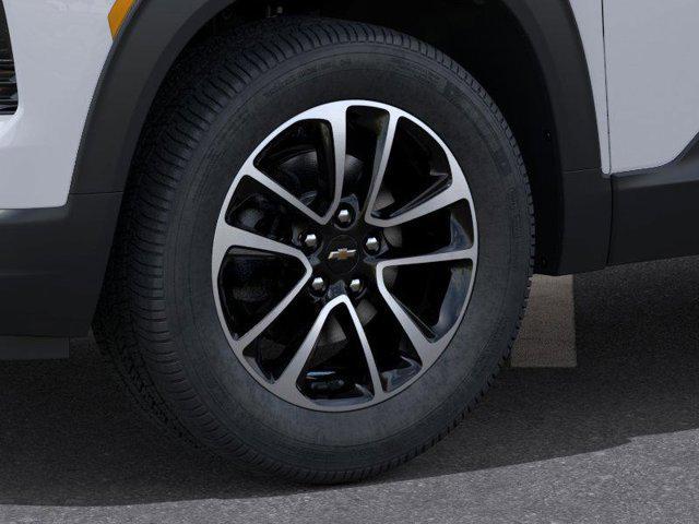Photo of 2026 Summit White Chevrolet Trailblazer