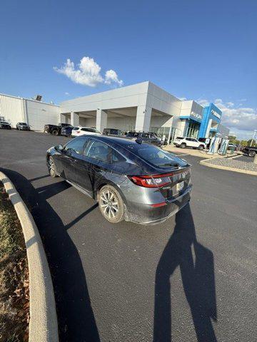 Photo of 2023 Gray Honda Civic
