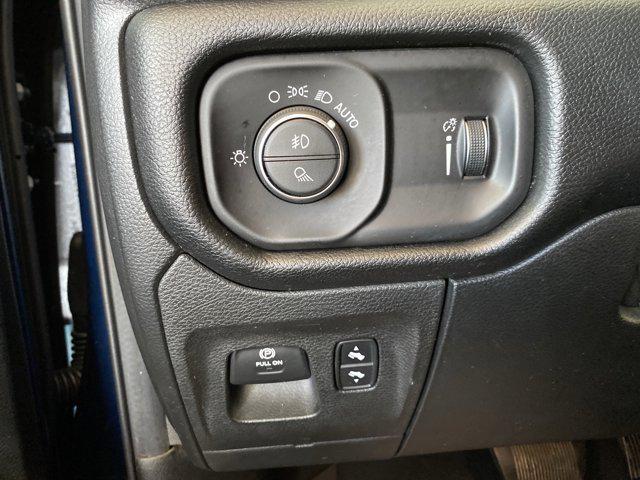 Photo of 2020 Patriot Blue Pearlcoat RAM 1500