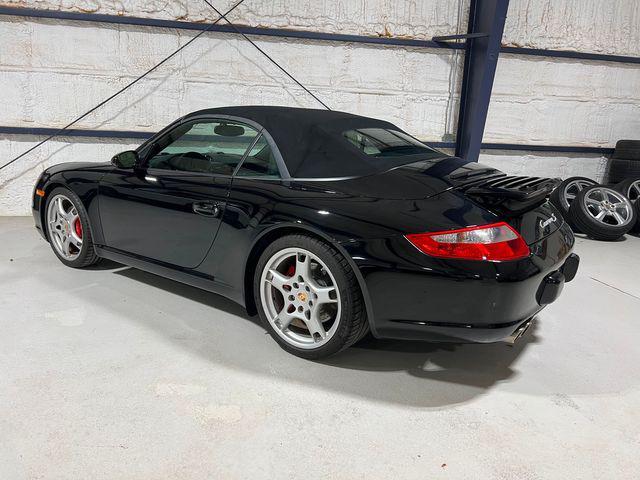 Photo of 2008 Black Porsche 911