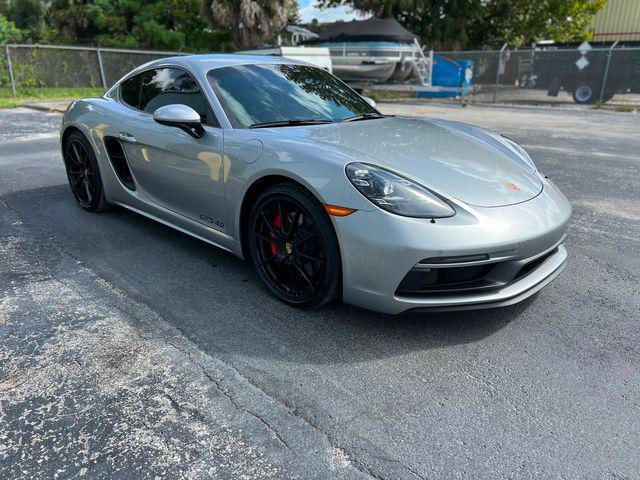 Photo of 2022 Silver Porsche 718 Cayman