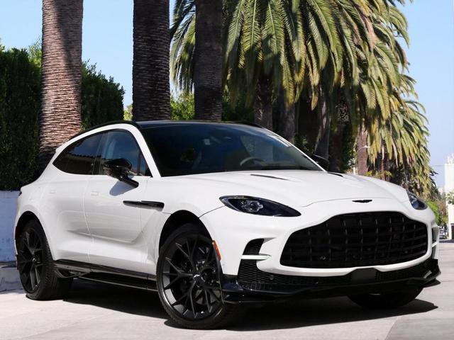 Photo of 2025 White Aston Martin DBX