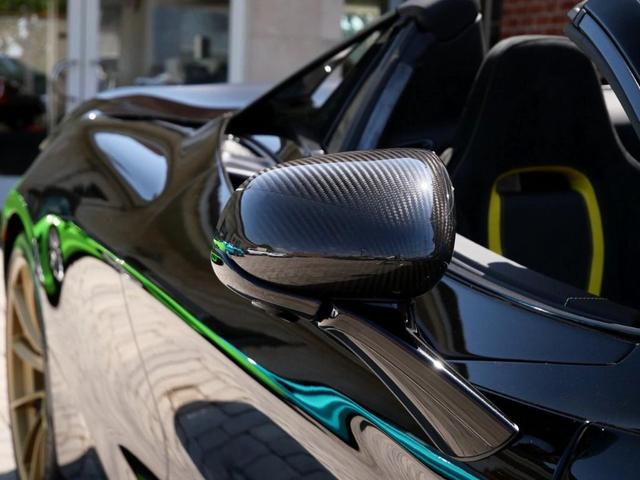Photo of 2022 Onyx Black McLaren 720S