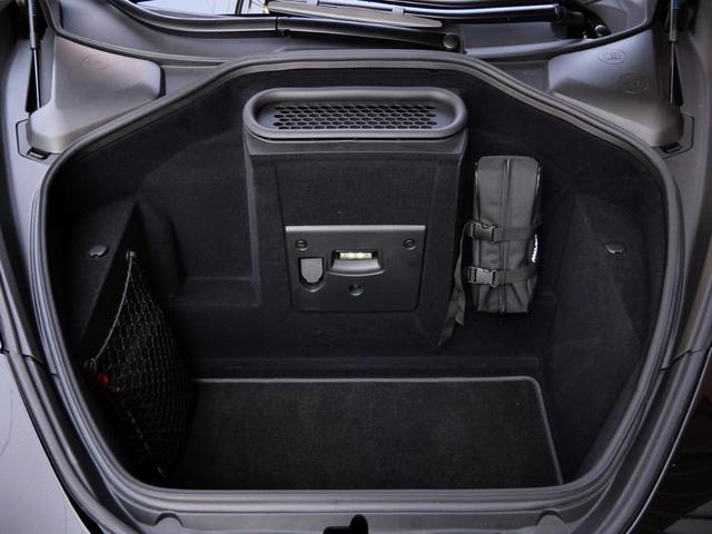 Photo of 2022 Onyx Black McLaren 720S