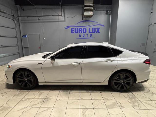 Photo of 2021 Platinum White Pearl Acura TLX
