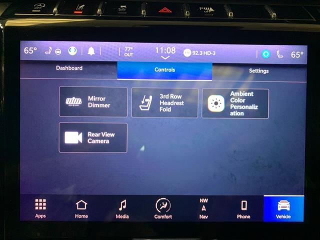 Photo of 2021 Silver Zynith Jeep Grand Cherokee L