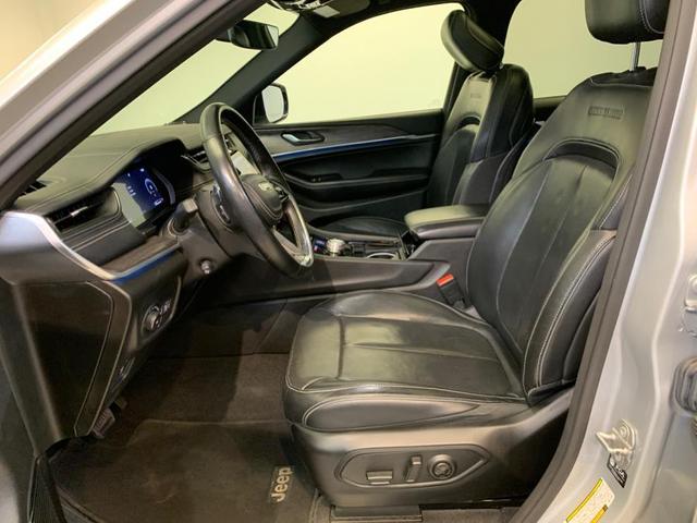 Photo of 2021 Silver Zynith Jeep Grand Cherokee L