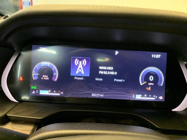 Photo of 2021 Silver Zynith Jeep Grand Cherokee L