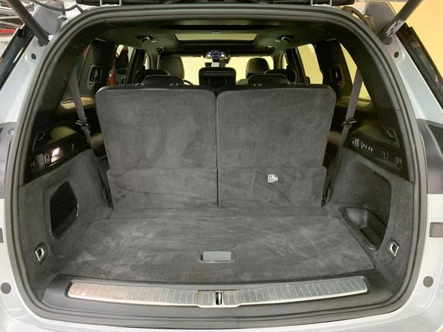 Photo of 2021 Silver Zynith Jeep Grand Cherokee L