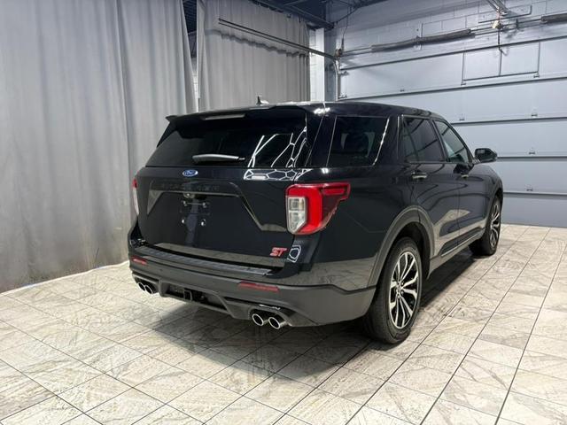 Photo of 2021 Agate Black Metallic Ford Explorer