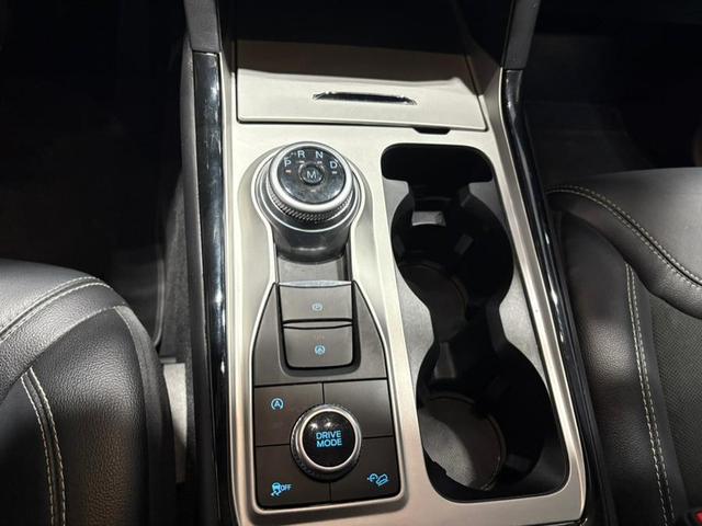 Photo of 2021 Agate Black Metallic Ford Explorer