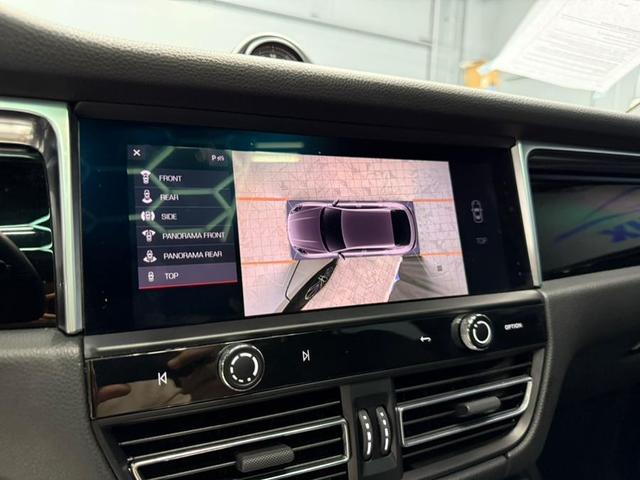 Photo of 2022 Carrara White Metallic Porsche Macan