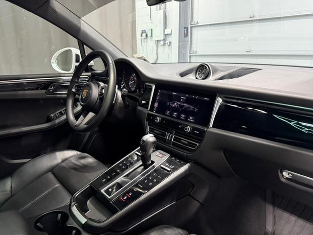 Photo of 2022 Carrara White Metallic Porsche Macan