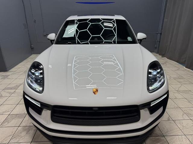 Photo of 2022 Carrara White Metallic Porsche Macan