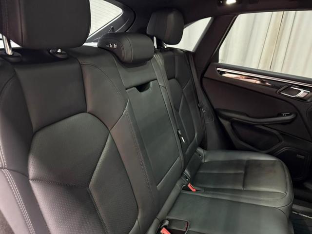 Photo of 2022 Carrara White Metallic Porsche Macan