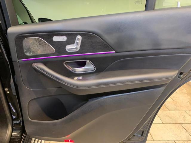 Photo of 2022 Black Mercedes-Benz GLS 450