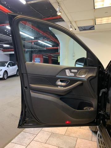 Photo of 2022 Black Mercedes-Benz GLS 450