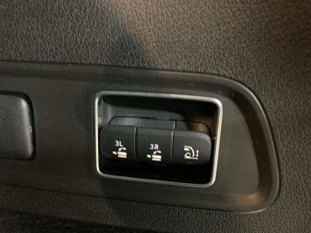 Photo of 2022 Black Mercedes-Benz GLS 450