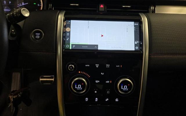 Photo of 2023 Firenze Red Metallic Land Rover Discovery Sport