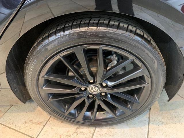 Photo of 2021 Midnight Black Metallic Toyota Camry