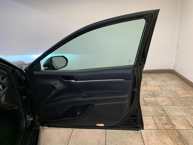 Photo of 2021 Midnight Black Metallic Toyota Camry