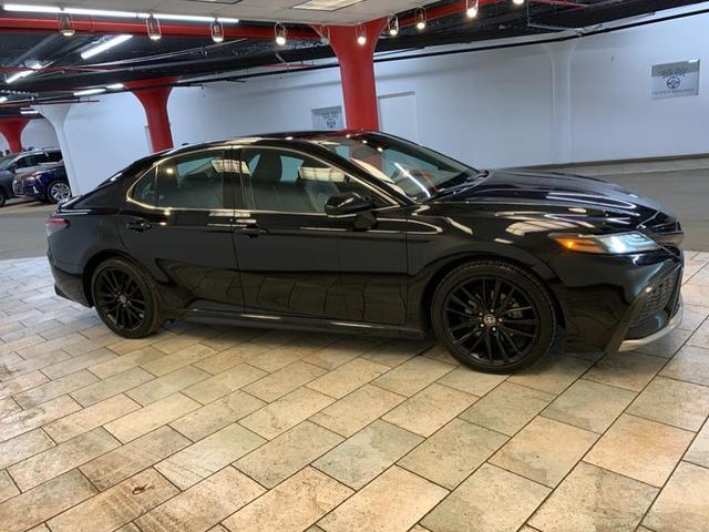 Photo of 2021 Midnight Black Metallic Toyota Camry