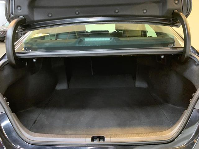 Photo of 2021 Midnight Black Metallic Toyota Camry