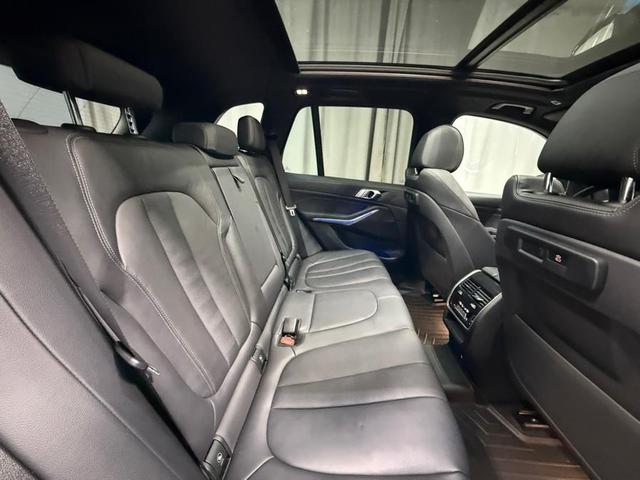 Photo of 2021 Arctic Gray Metallic BMW X5