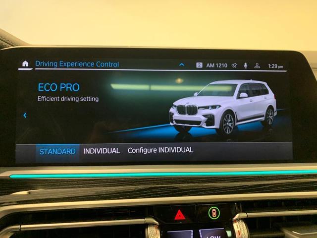 Photo of 2022 Alpine White BMW X7