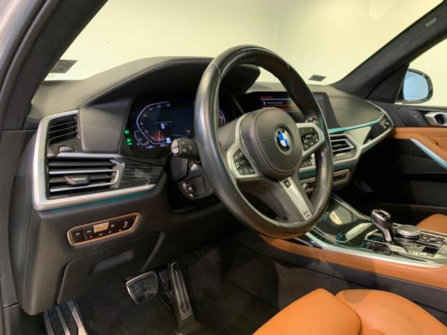 Photo of 2022 Alpine White BMW X7