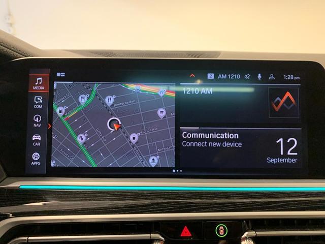 Photo of 2022 Alpine White BMW X7