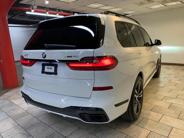 Photo of 2022 Alpine White BMW X7