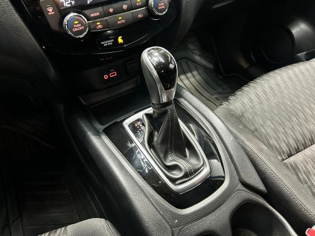 Photo of 2019 Caspian Blue Metallic Nissan Rogue