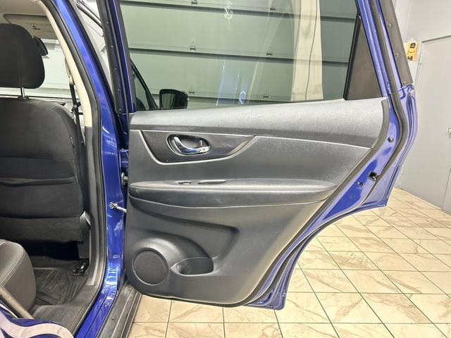 Photo of 2019 Caspian Blue Metallic Nissan Rogue