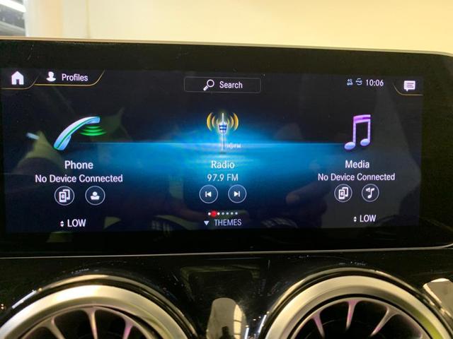 Photo of 2021 Digital White Metallic Mercedes-Benz GLB 250