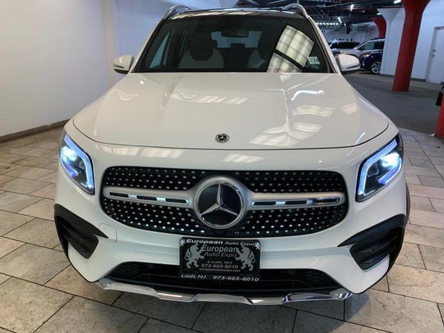 Photo of 2021 Digital White Metallic Mercedes-Benz GLB 250