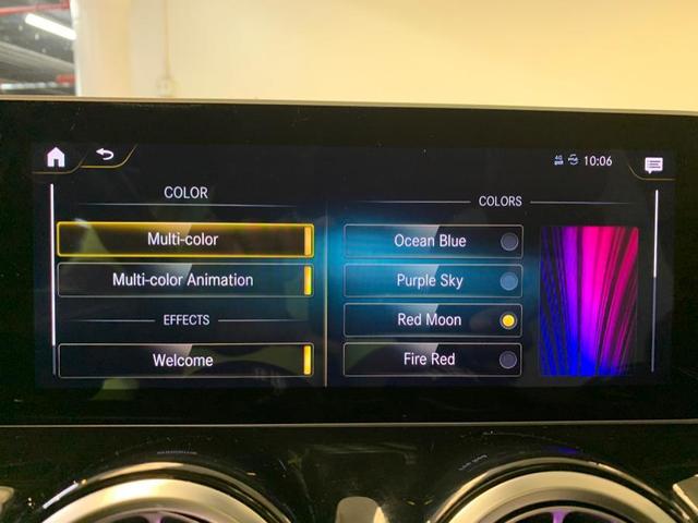 Photo of 2021 Digital White Metallic Mercedes-Benz GLB 250