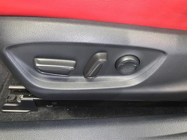 Photo of 2021 Wind Chill Pearl Toyota Camry