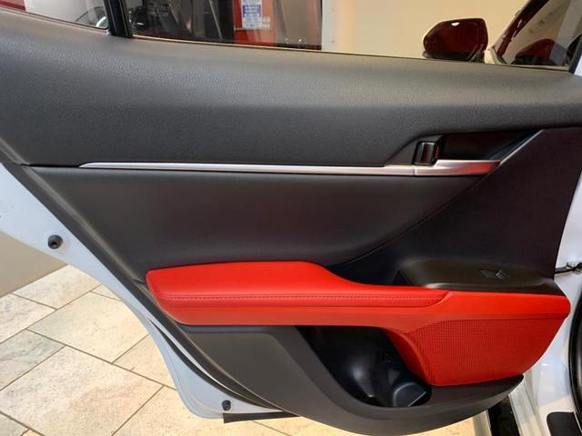 Photo of 2021 Wind Chill Pearl Toyota Camry