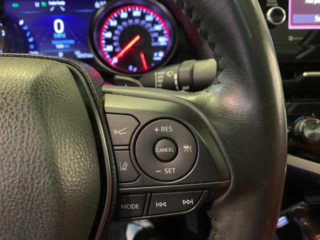 Photo of 2021 Wind Chill Pearl Toyota Camry